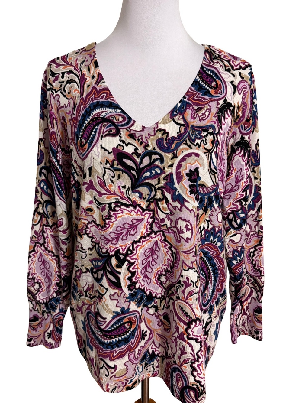 Chico's Paisley V-Neck Sweater Cream Pink Purple Navy Size 2